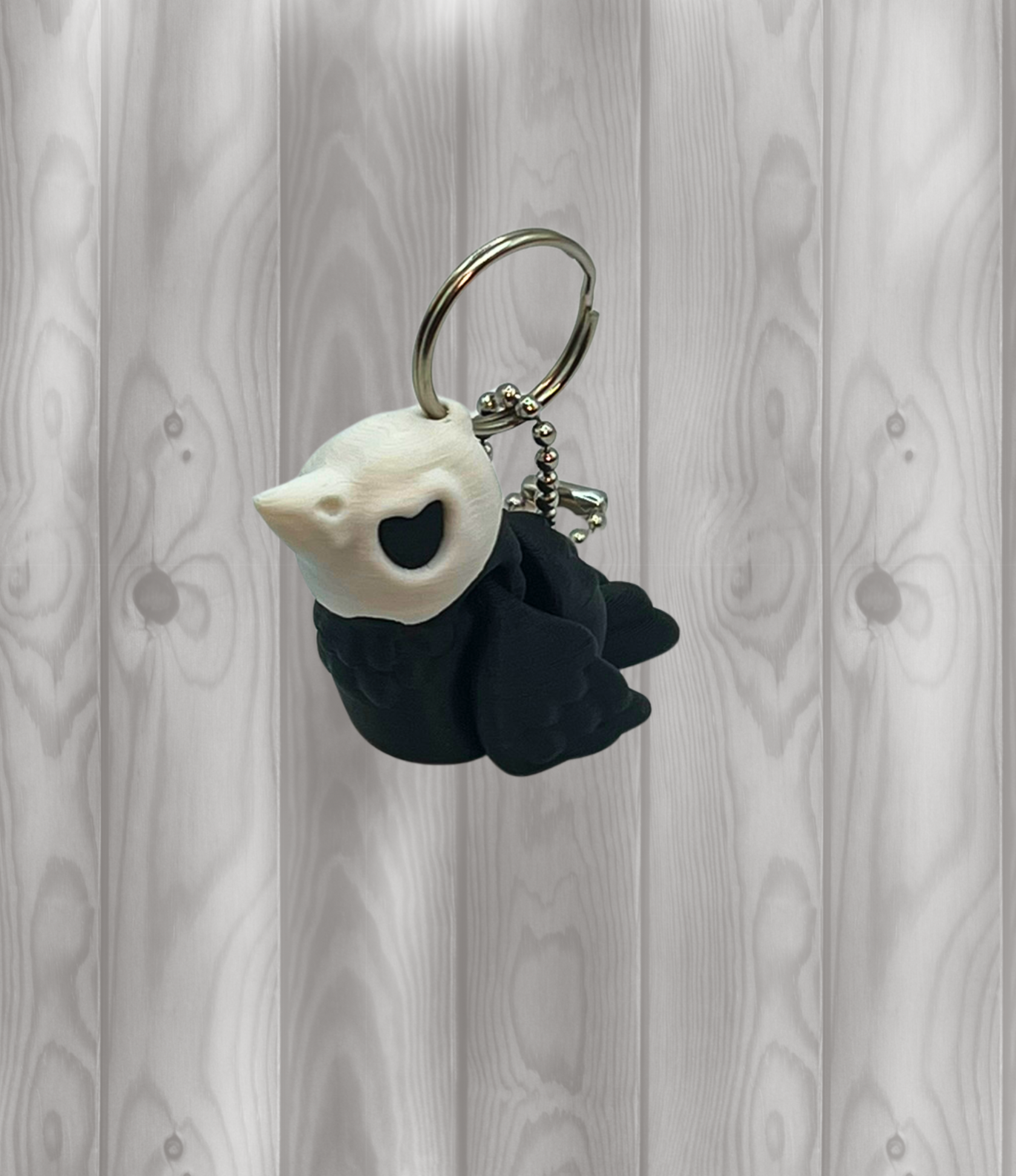 Rabe mit Maske - Beweglicher Schlüsselanhänger