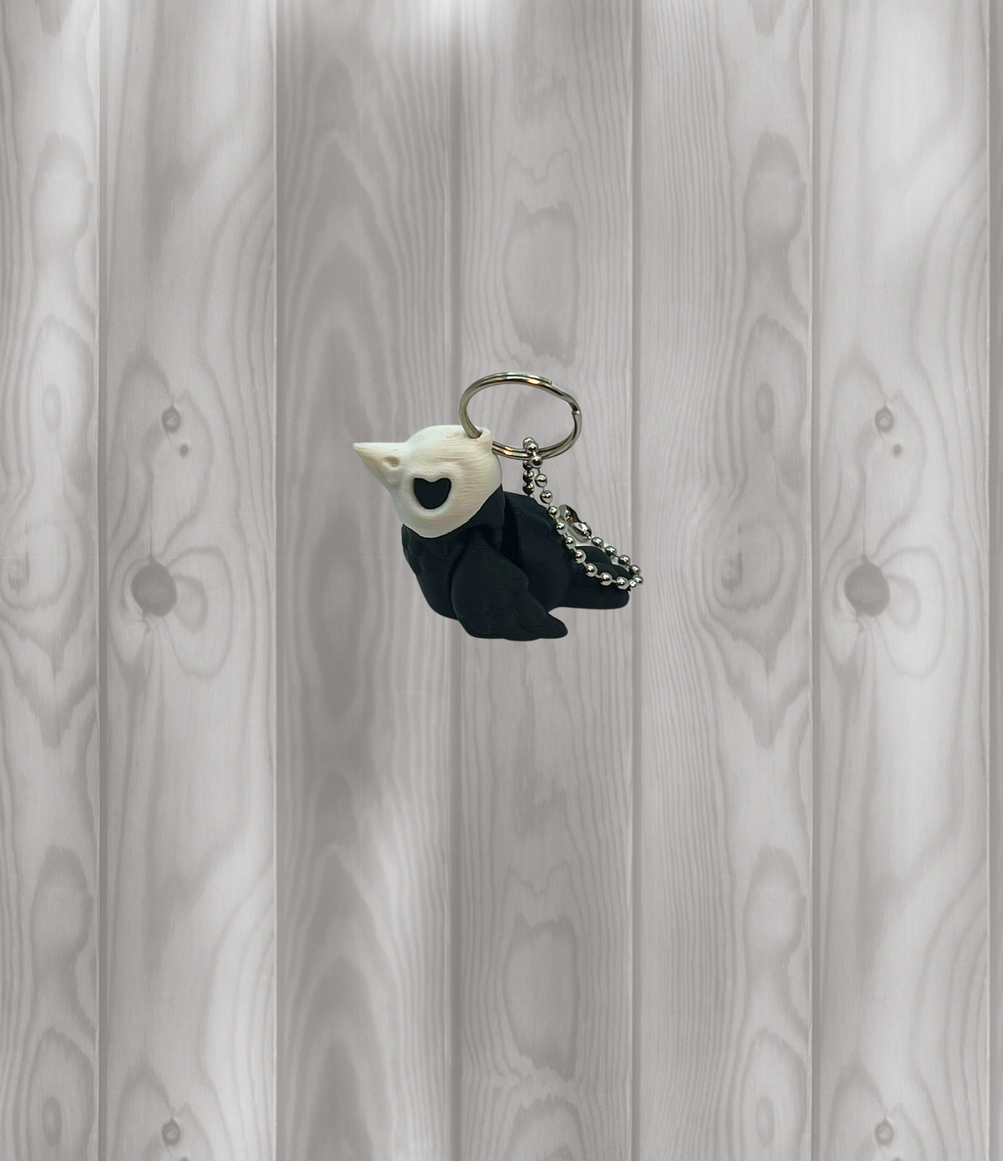 Rabe mit Maske - Beweglicher Schlüsselanhänger